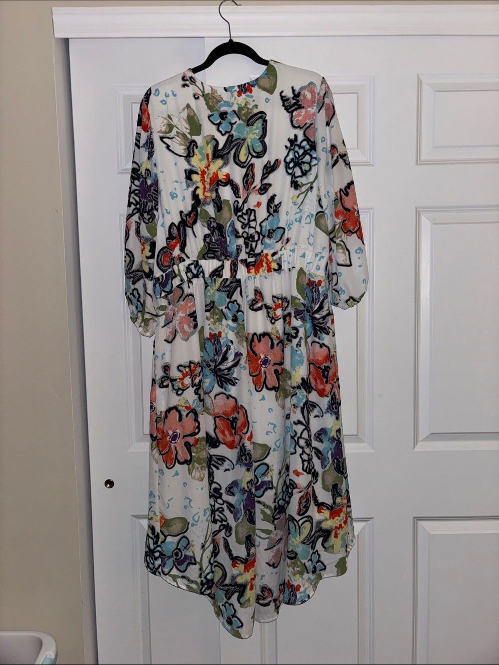 White Floral High-Low Chiffon Dress - Picture 3 of 6
